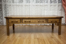 Журнальный столик с тремя ящиками в стиле Greene &amp; Greene