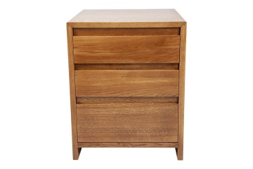 Тумбочка со скрытыми ручками из массива в минималистичном стиле