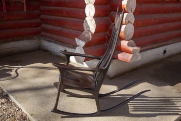 Кресло-качалка с узкой спинкой в стиле Sam Maloof