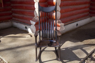 Кресло-качалка с узкой спинкой в стиле Sam Maloof