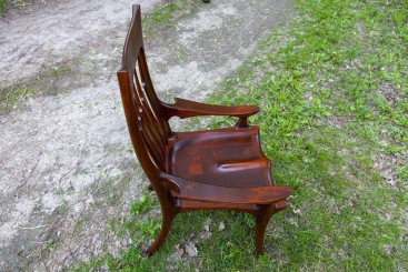 Стул в стиле Сэма Малуфа с подлокотниками