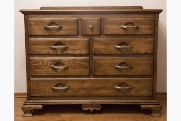Классический комод с ящиками