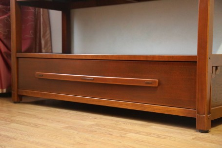 Комод в стиле Greene &amp; Greene из массива бука